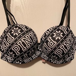 ** Victoria Secret bra
